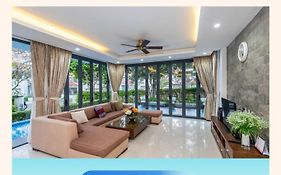 Luxury Ocean Villa DnTRIP